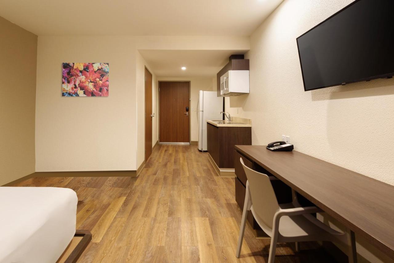 Extended Suites Tijuana Macroplaza Zewnętrze zdjęcie