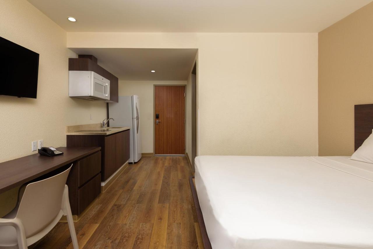 Extended Suites Tijuana Macroplaza Zewnętrze zdjęcie