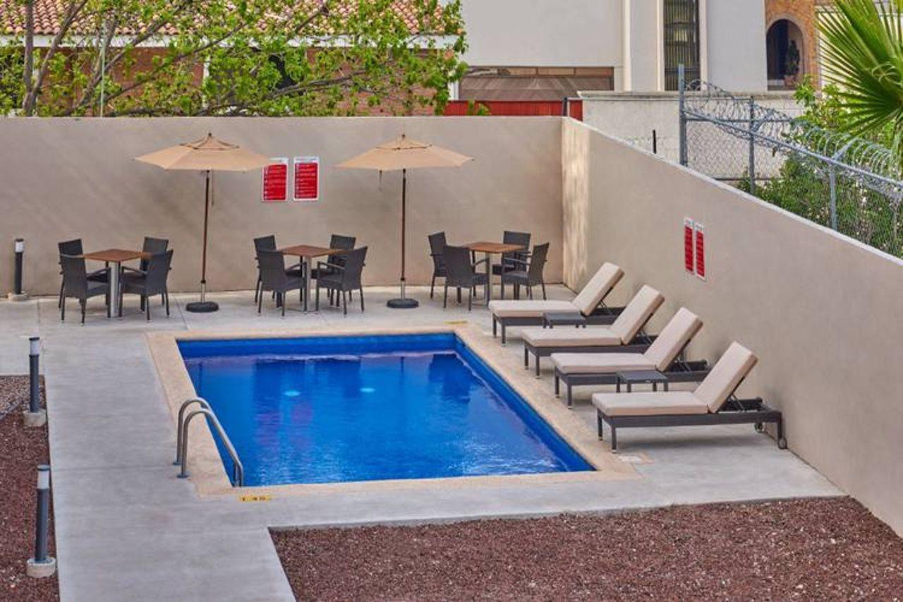 Extended Suites Tijuana Macroplaza Zewnętrze zdjęcie