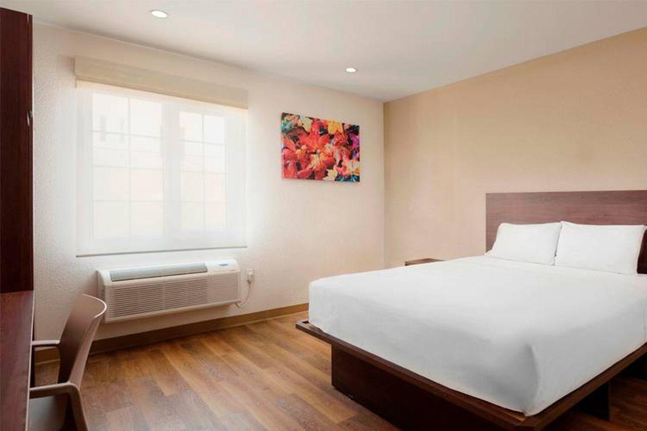 Extended Suites Tijuana Macroplaza Zewnętrze zdjęcie